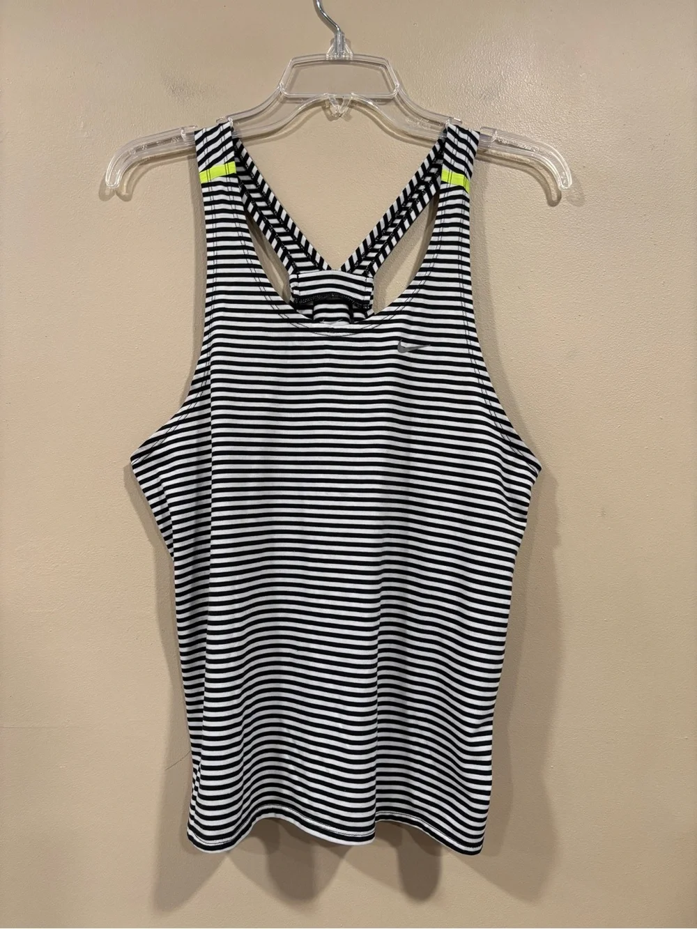 Nike Women’s Regular Dri-Fit Black & White Striped Tank Size M